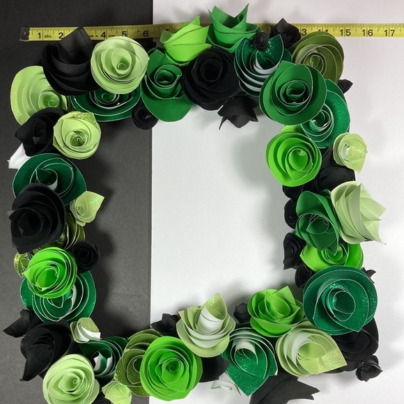 Square Wreath of Paper Roses in Shade of Green & Black - Picture 3 of 4